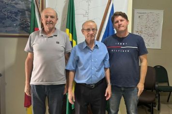 Visita de cortesia do Desenhista Industrial e Médico em formação, Cristiano James Kleinert