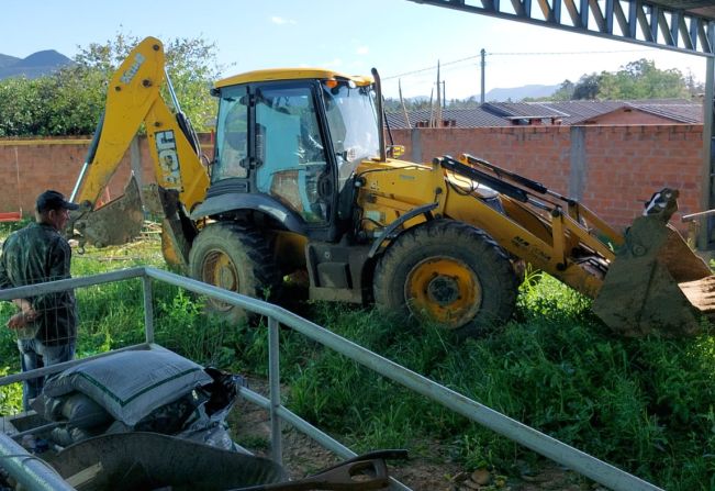 Início das obras da nova sala de aula da EMEF Célia Milda Schlesner Schiefelbein