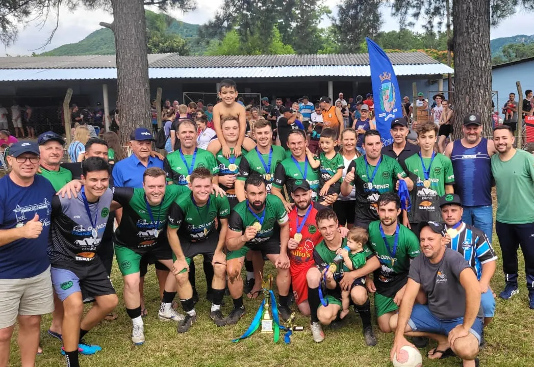 Mangueirinha vence o Municipal de Futebol Sete na categoria principal 