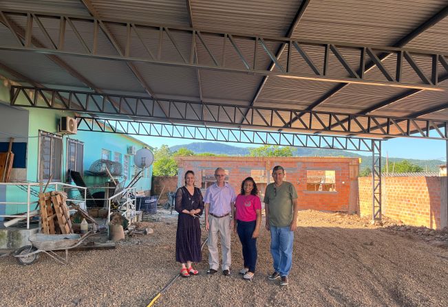 Seguem as obras da nova sala de aula da EMEF Célia Milda Schlesner Schiefelbein