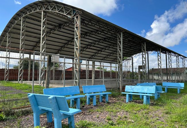 Novo espaço de lazer na E.M.E.F. Professora Célia Milda Schlesner Schiefelbein